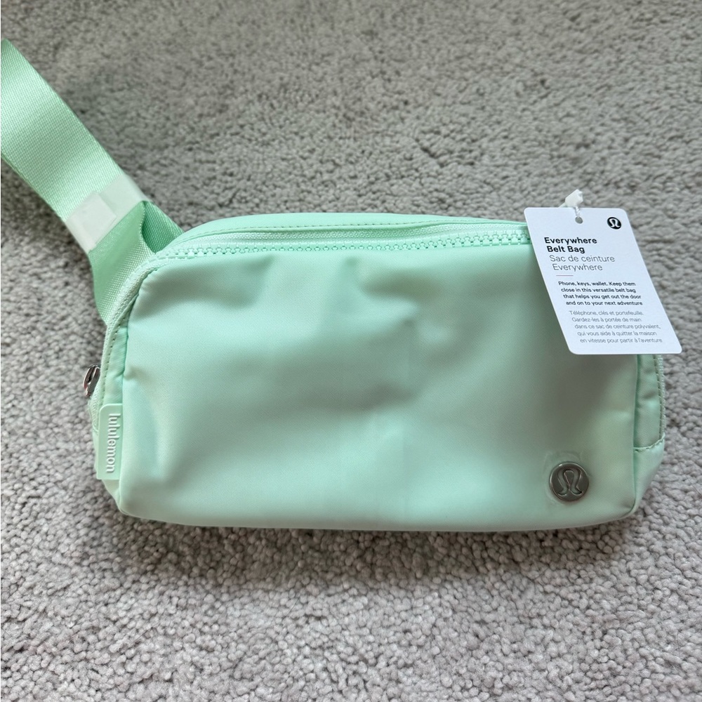 Lululemon Everywhere Belt Bag 1L Mint Moment